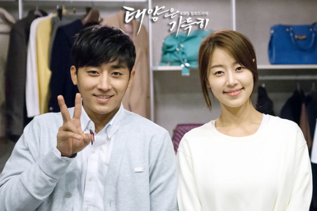 Lovely sister and brother, Youngwon and Youngjoon [Beyond the Clouds]
