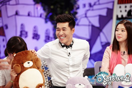 Kim JongMin to dance without music [Hello, Counselor]
