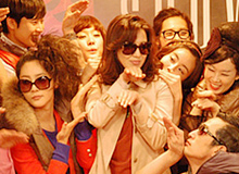 Designer Wang Mo Holds Fashion Show