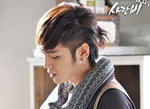 [Love Rain] Jang Geun Seok's Appearance Reading Script Looks Perfect