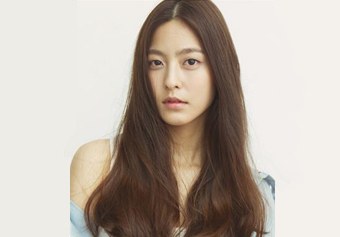 Park Sae-young, Jeong Jin-woon are the New Hosts of KBS Music Bank