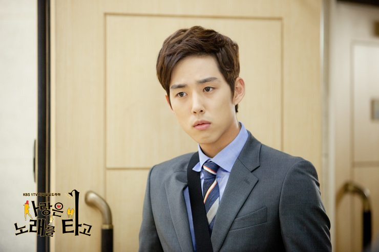 Here comes the hottest lawyer! [Melody of Love]